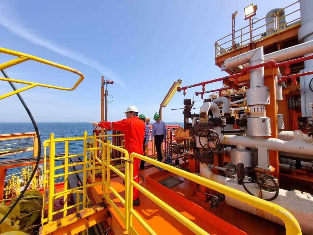 بومی‌سازی لوله‌های شناور صادرات نفت برای نخستین‌بار در شرکت نفت فلات قاره ایران