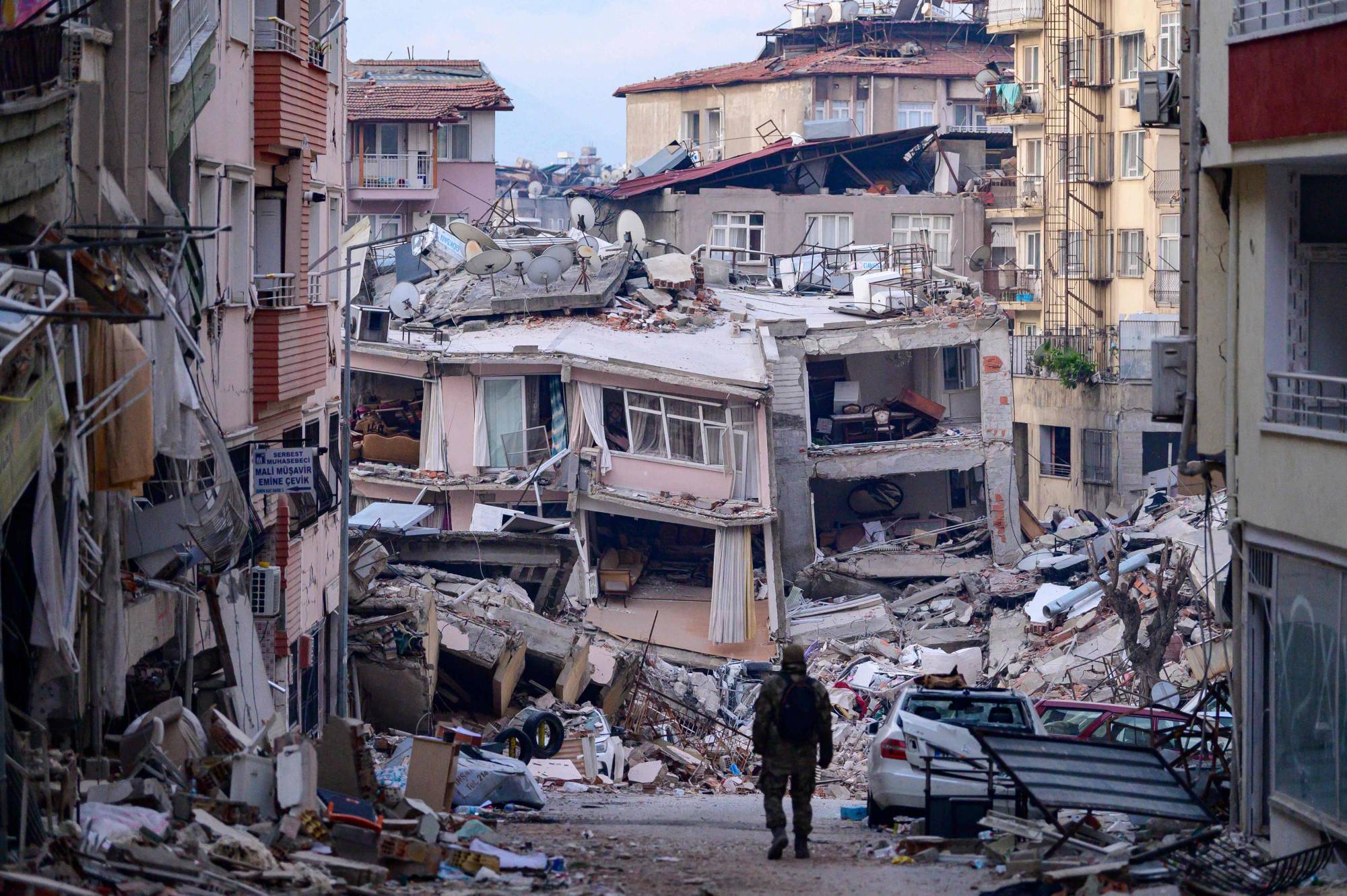 ۵۰ درصد ساختمان‌های تخریبی ترکیه بیمه بودند، در ایران چند درصد از ساختمان‌ها بیمه هستند؟