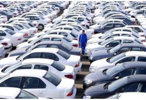 قیمت خودرو از عواقب کاهش تولید در امان ماند